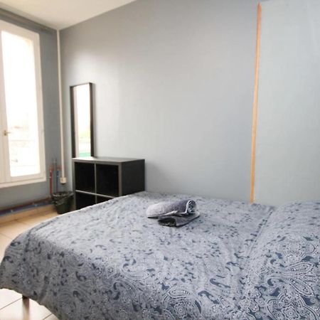 02 - Chambre Avec Lit Double Et Sdb Prive Wifi Saint-Denis  Exterior foto